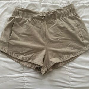 Lululemon Inner Glow High Rise Short Mojave Tan Size 10